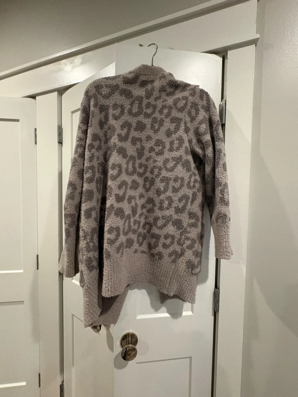 Barefoot Dreams Taupe Leopard Open-Front Cardigan - Picture 4 of 4